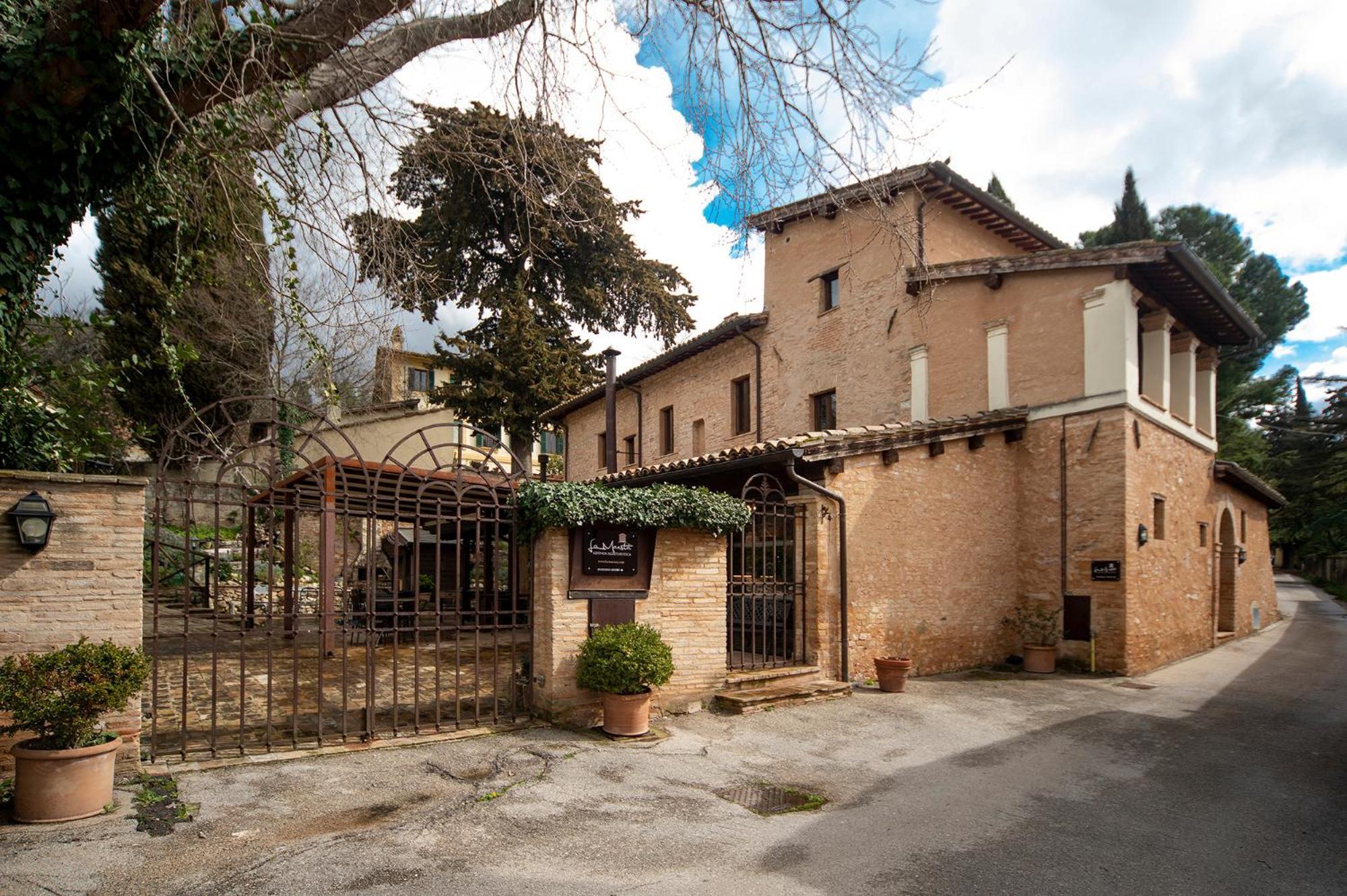 La Maesta Antica Dimora Di Campagna Villa โฟลีโญ ภายนอก รูปภาพ